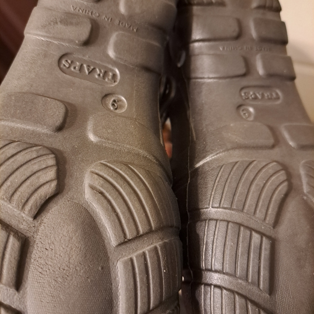Traps Shoes Size 9 Worn Once Black - Picture 4 of 12